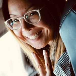 Meet your Posher, Deborah